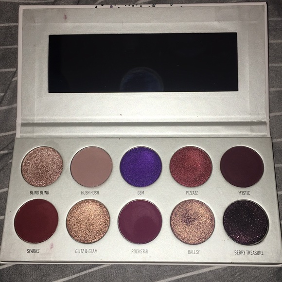JaclynHillxMorphe Ring the Alarm&Bling Boss Bundle - Picture 4 of 4